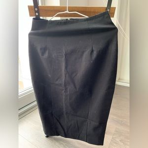 H&M Black High-Waisted Knee-Length Pencil Skirt